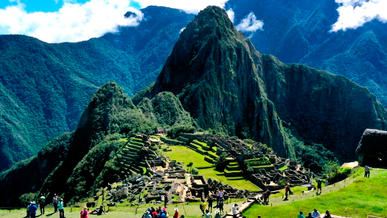 Cusco: 50 ciudadanos visitarán Machu Picchu gratis con programa Expreso Imperial